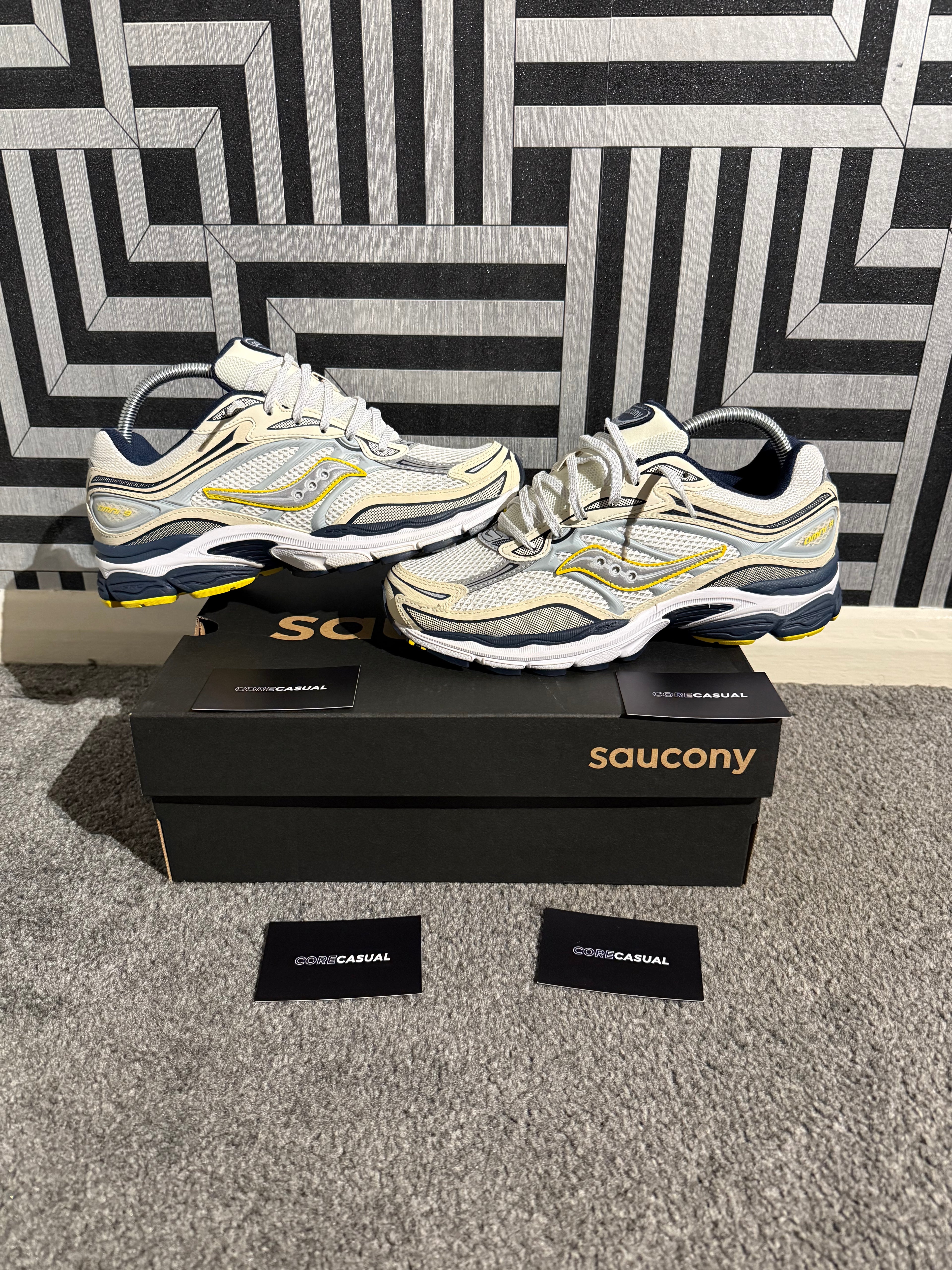 Saucony Omni 9 Trainers