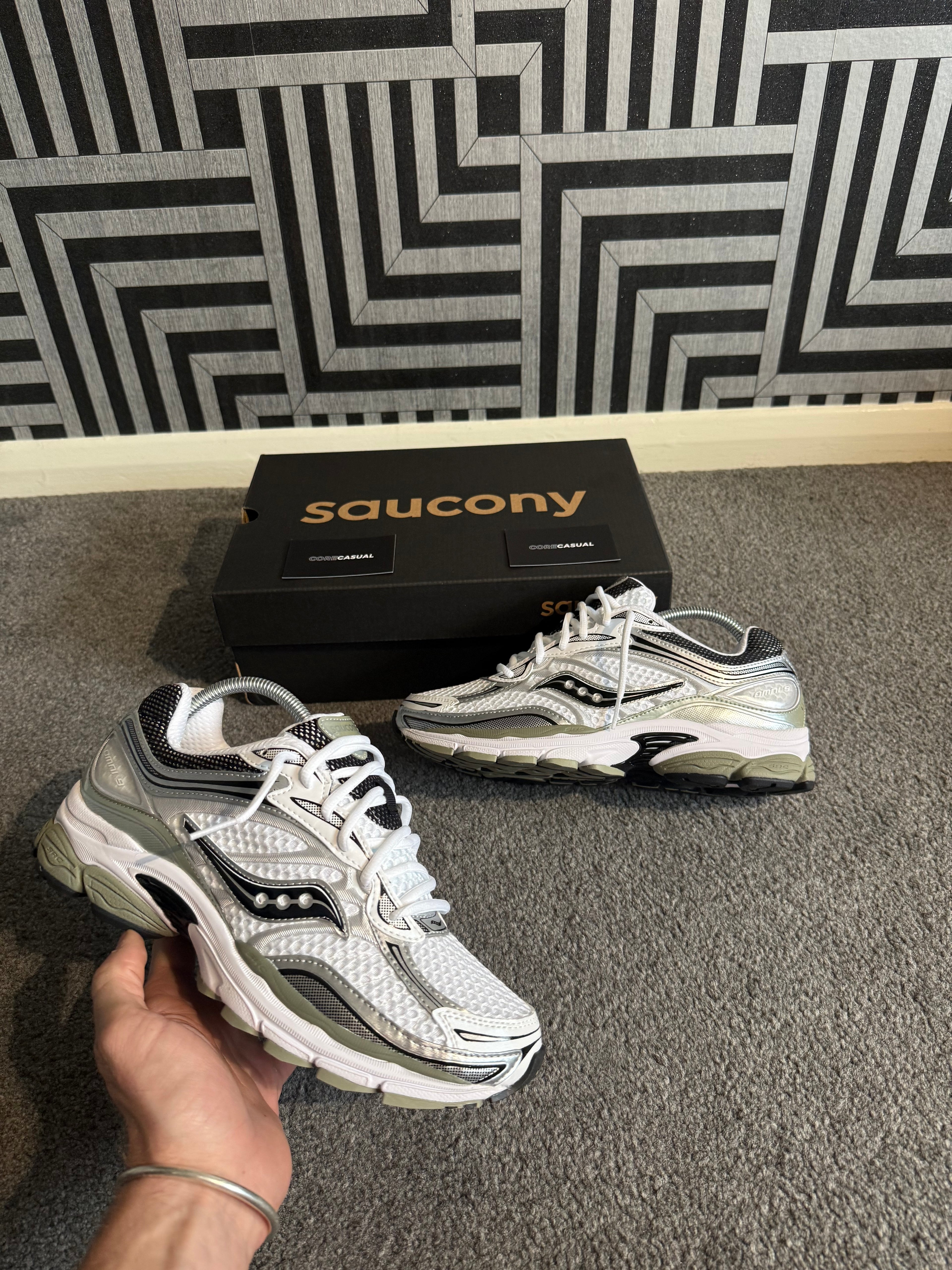 Saucony Omni 9
